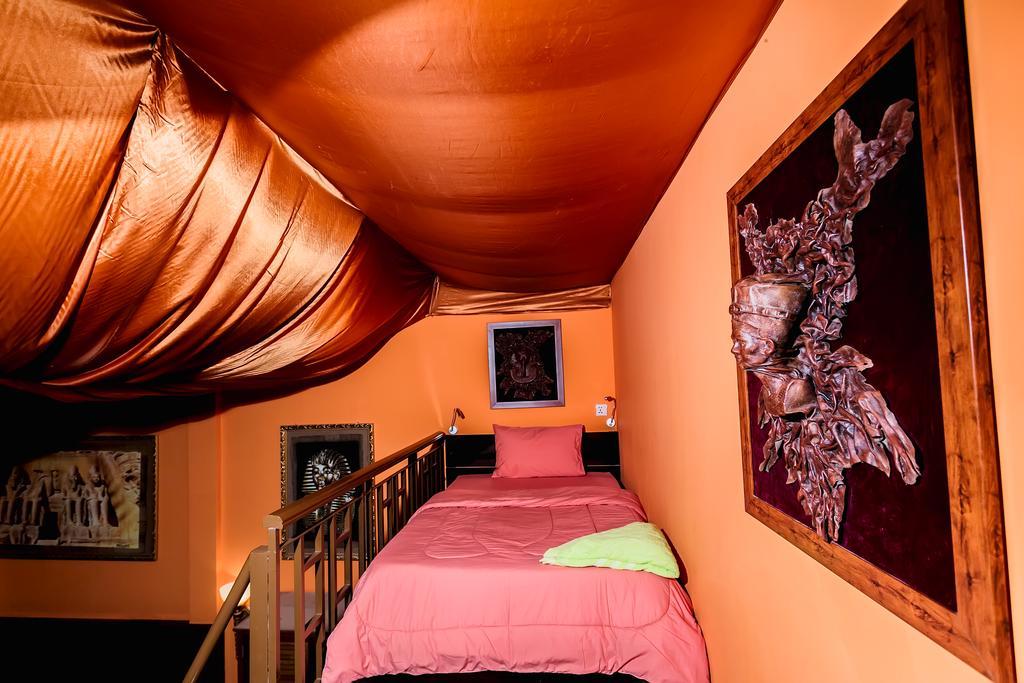 Domrai Boutique Hotel 시아누크빌 외부 사진