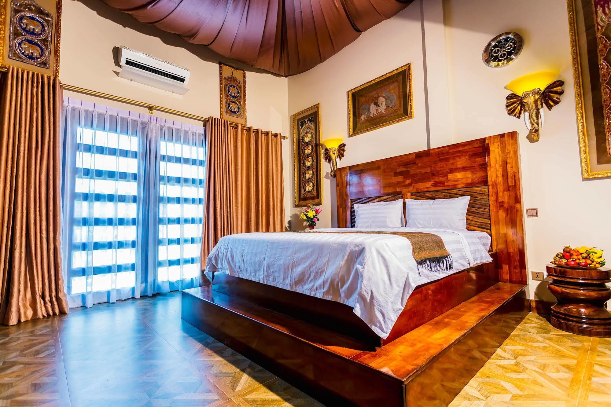 Domrai Boutique Hotel 시아누크빌 외부 사진