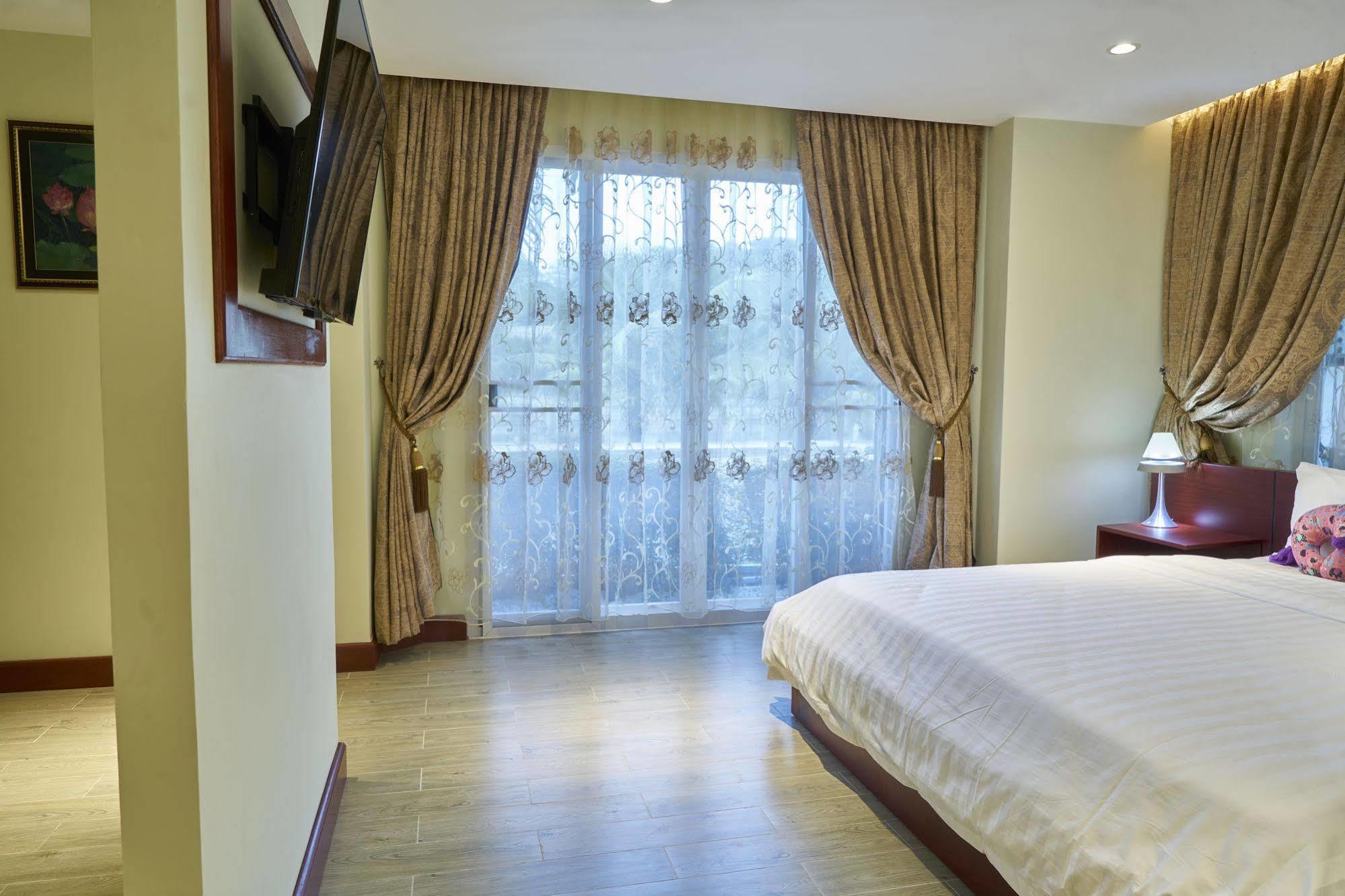 Domrai Boutique Hotel 시아누크빌 외부 사진